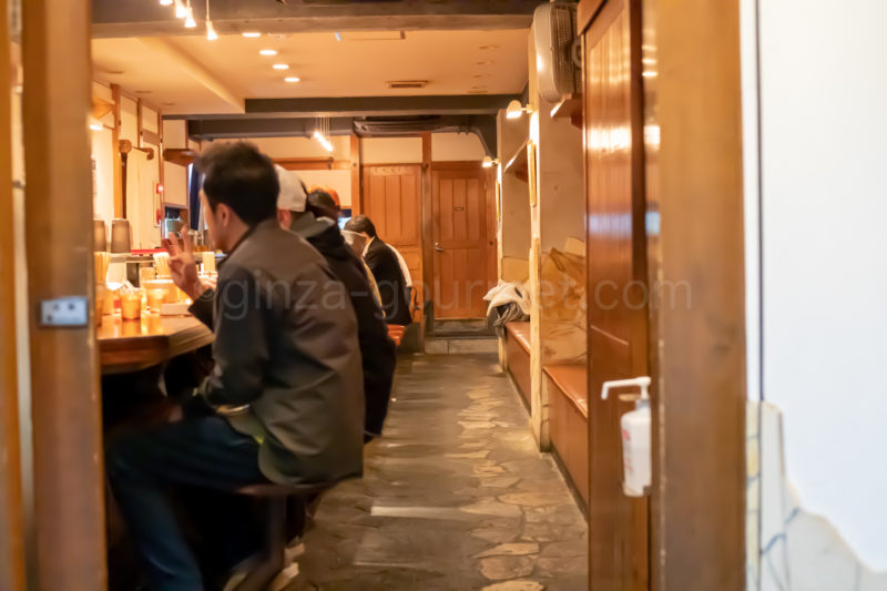 支那麺 はしご 銀座本店